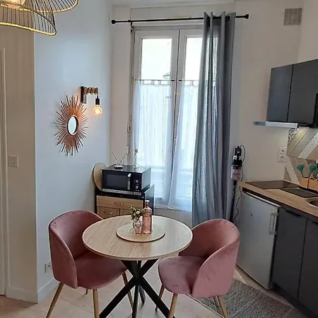 Studio Notre Dame Coeur De Ville Wifi Netflix Cholet Exterior foto